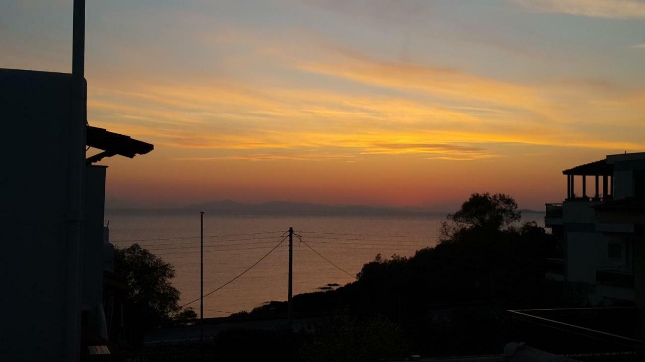 Sss Saronida Sunset Spot Leilighet Eksteriør bilde